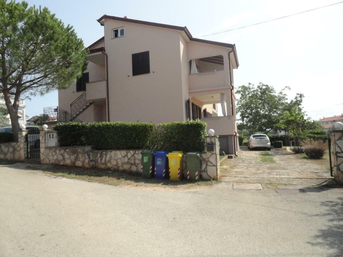 Tona Apartment Rovinjsko Selo Luaran gambar